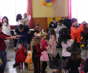 Maškarný ples rodičmi - Farsangi bál szülőkkel 2020