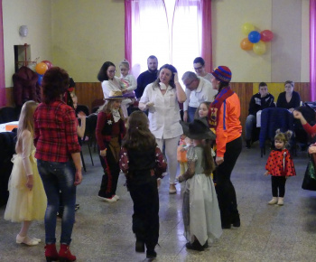 Maškarný ples rodičmi - Farsangi bál szülőkkel 2020