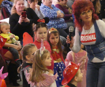 MAŠKARNÝ PLES RODIČMI - FARSANGI BÁL SZÜLŐKKEL 2023