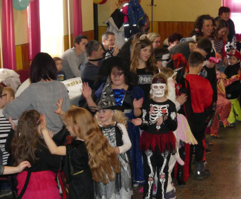 Maškarný ples rodičmi - Farsangi bál szülőkkel 2019