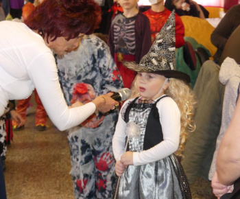 Maškarný ples rodičmi - Farsangi bál szülőkkel 2019